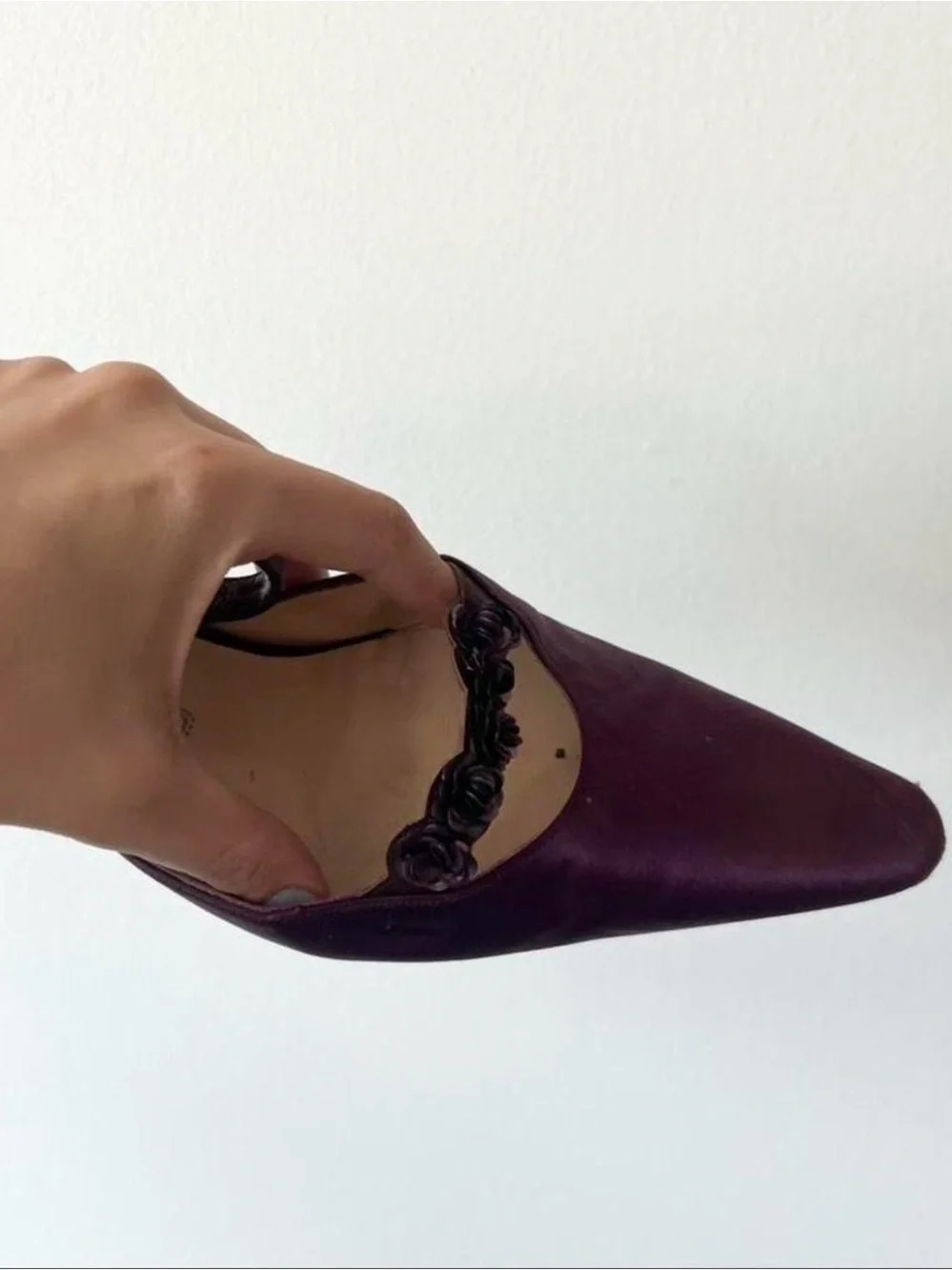 Vintage Manolo Blahnik Purple Satin Slingback Pumps - Picture 3 of 4